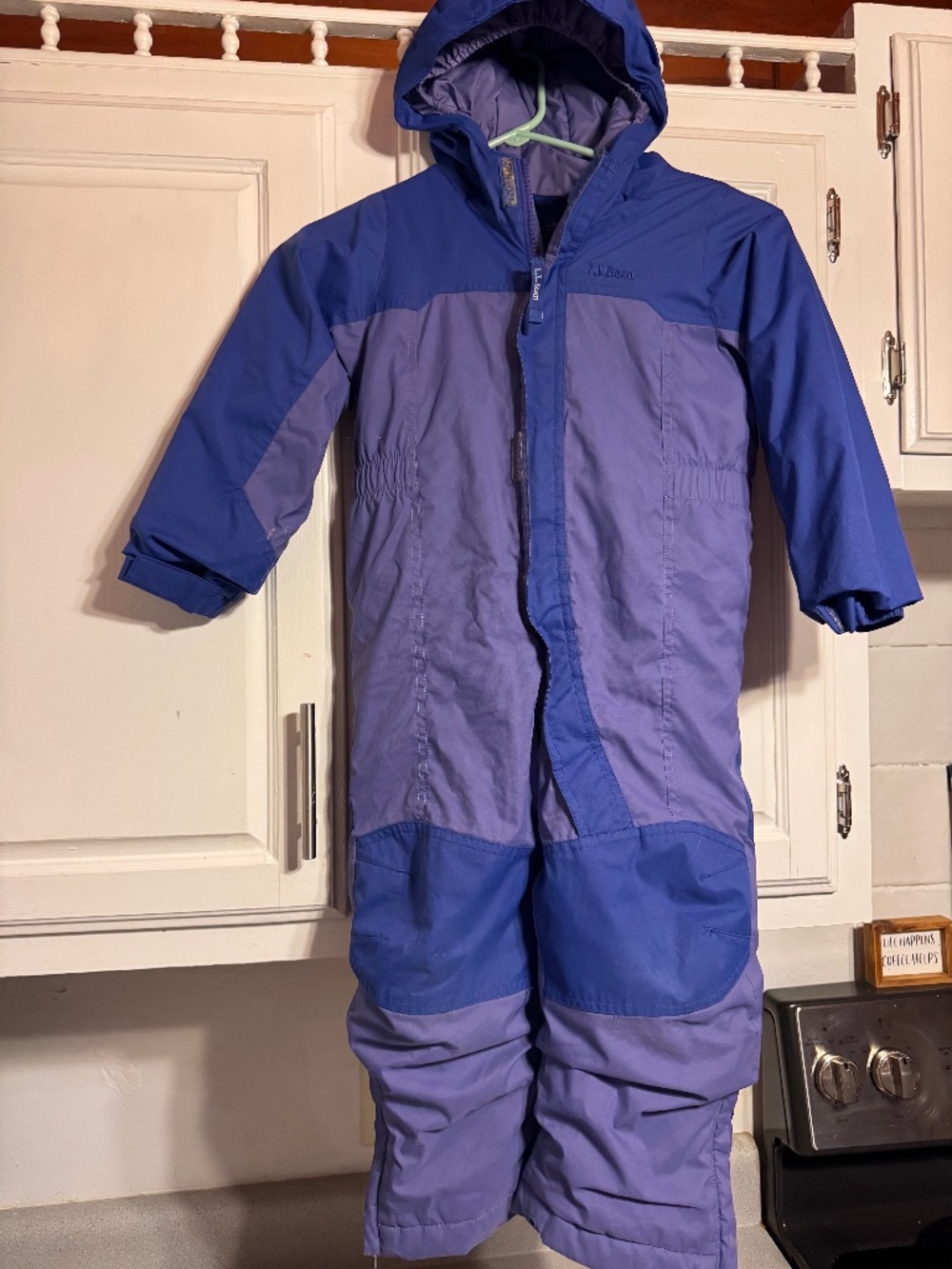 LL bean cold buster snowsuit size 4T scruffs to bottom of cuffs of legs overall